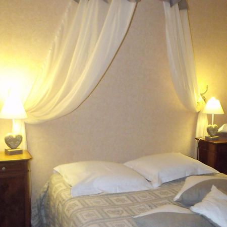 Relais Saint Louis, Logis Belleme Exterior foto